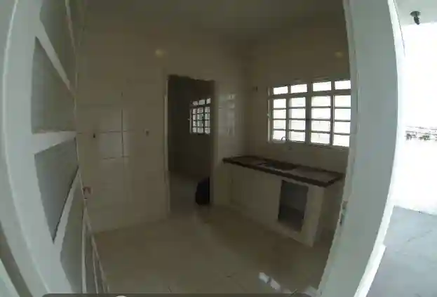 Casa à venda — foto 5 de 11