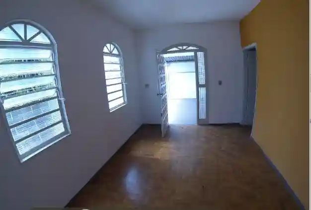Casa à venda — foto 3 de 11