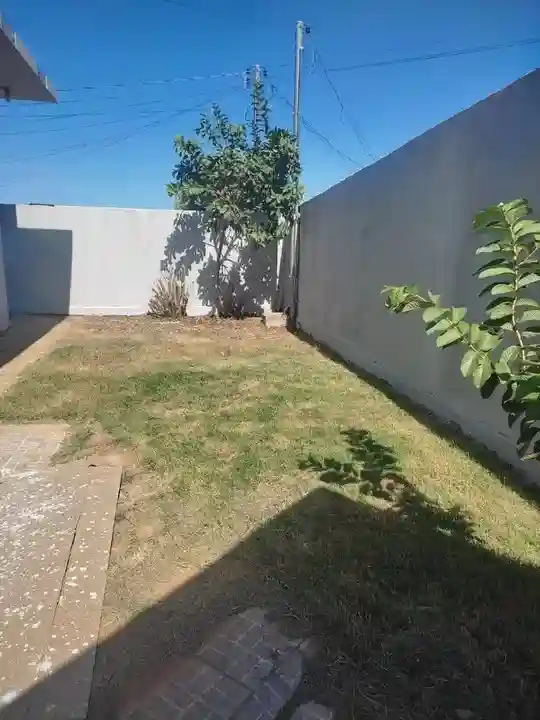 Casa com 2 quartos à venda, 220m² — foto 10 de 11