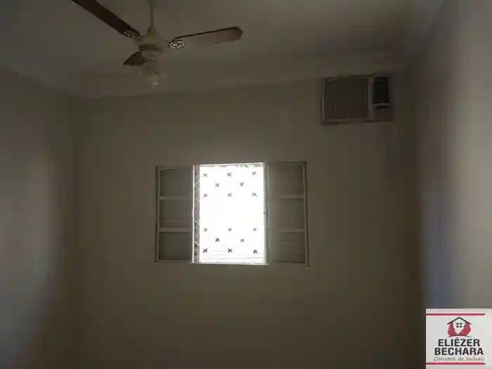Casa com 3 quartos à venda, 220m² — foto 31 de 58