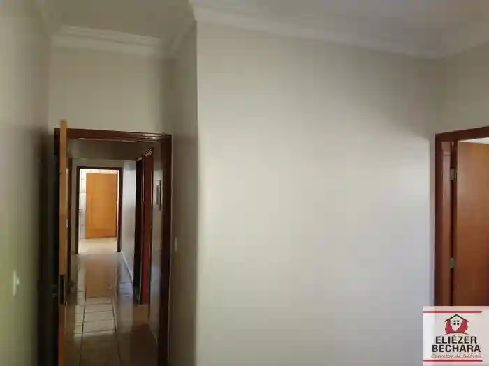Casa com 3 quartos à venda, 220m² — foto 35 de 58