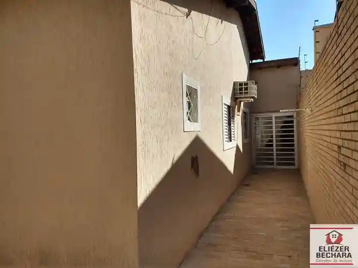 Casa com 3 quartos à venda, 220m² — foto 51 de 58