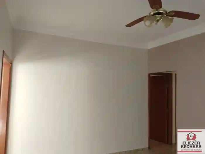 Casa com 3 quartos à venda, 220m² — foto 42 de 58