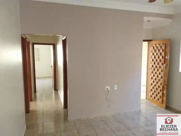 Casa com 3 quartos à venda, 220m² — foto 2 de 58