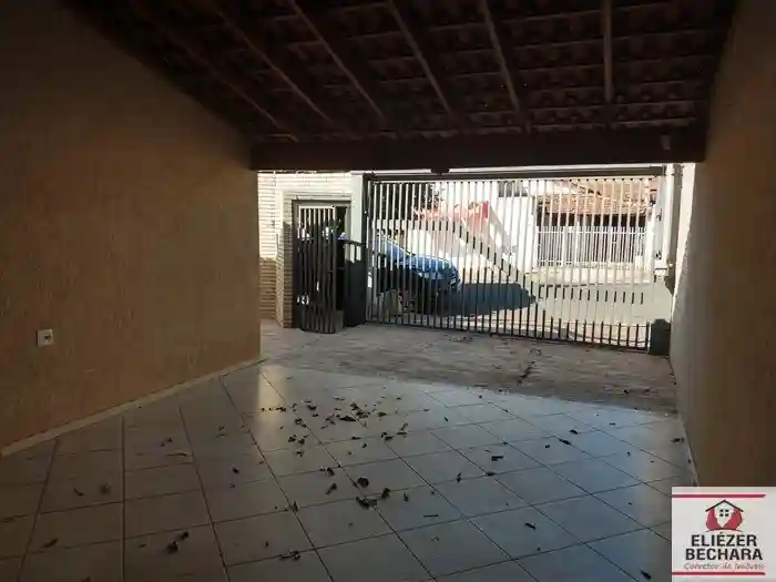 Casa com 3 quartos à venda, 220m² — foto 46 de 58