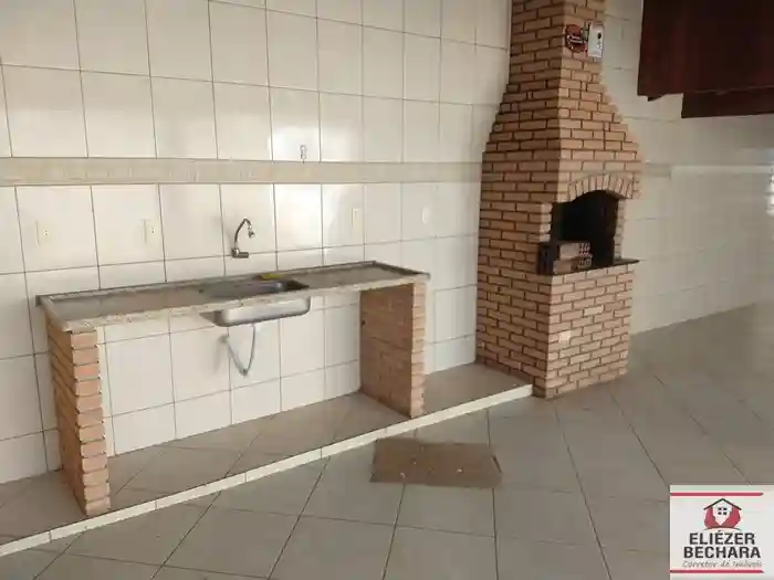 Casa com 3 quartos à venda, 220m² — foto 15 de 58