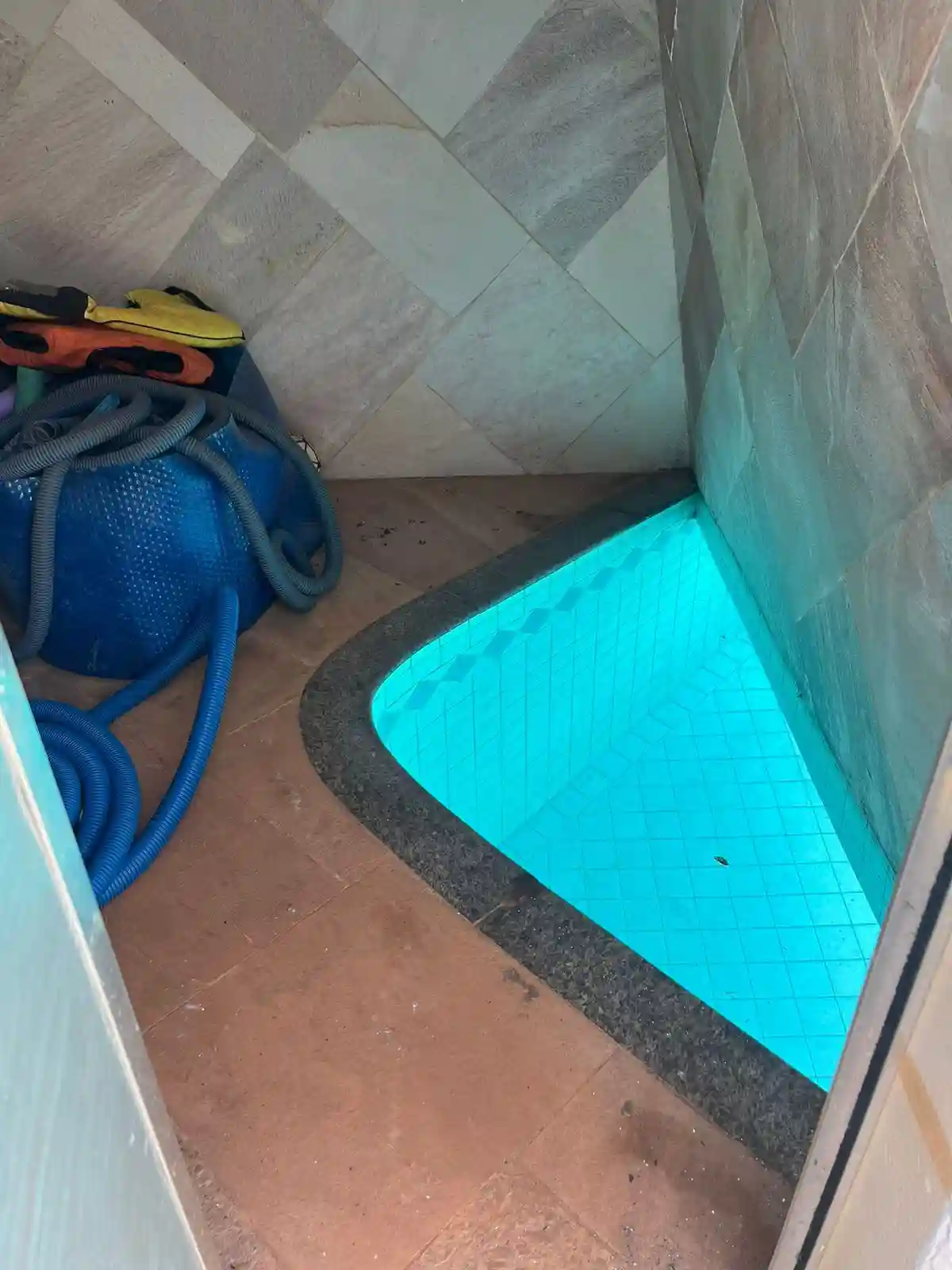 Casa com 4 quartos à venda, 640m² — foto 8 de 23