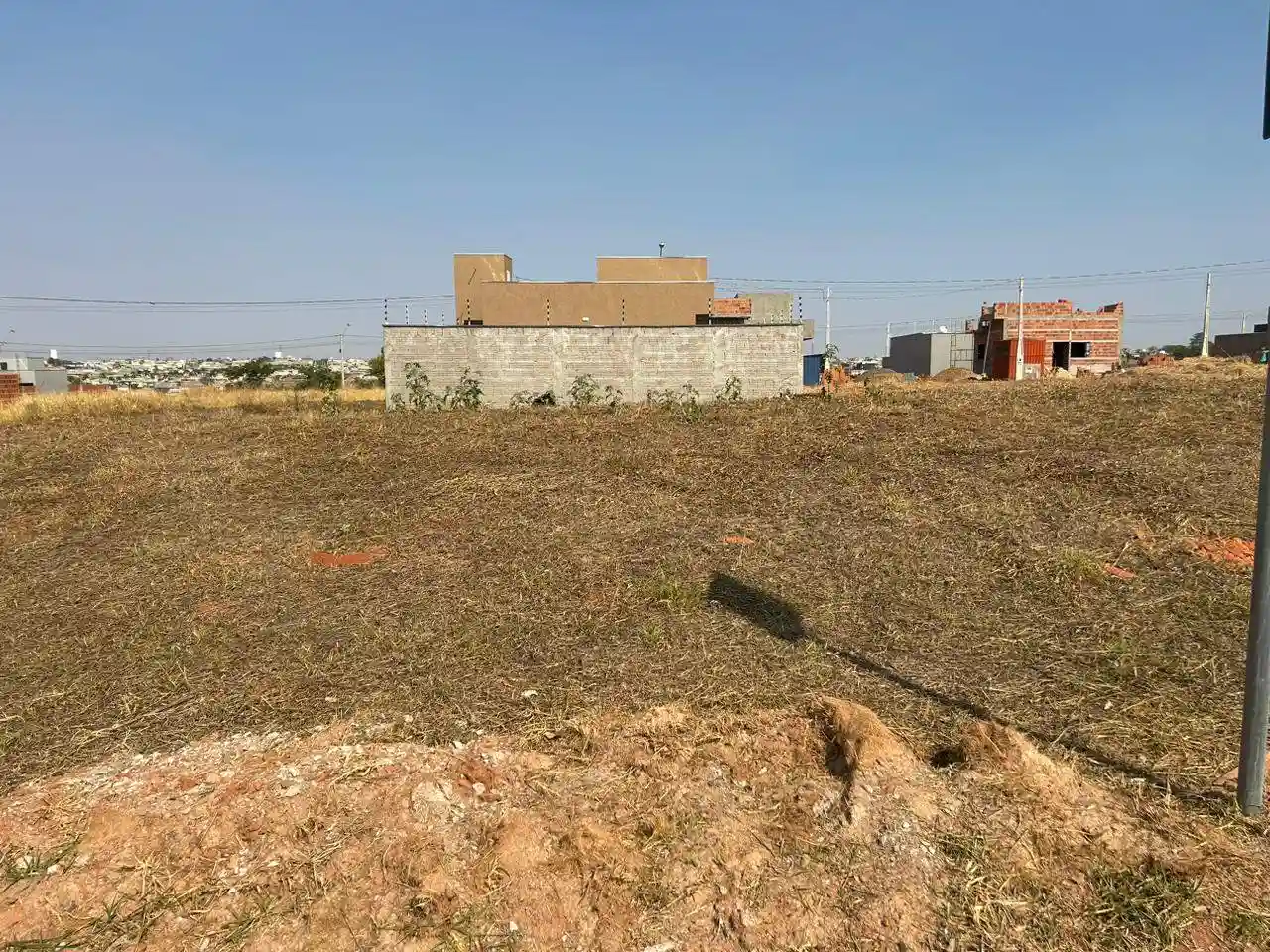 Terreno / Lote / Condomínio  à venda, 400m² — foto 4 de 4