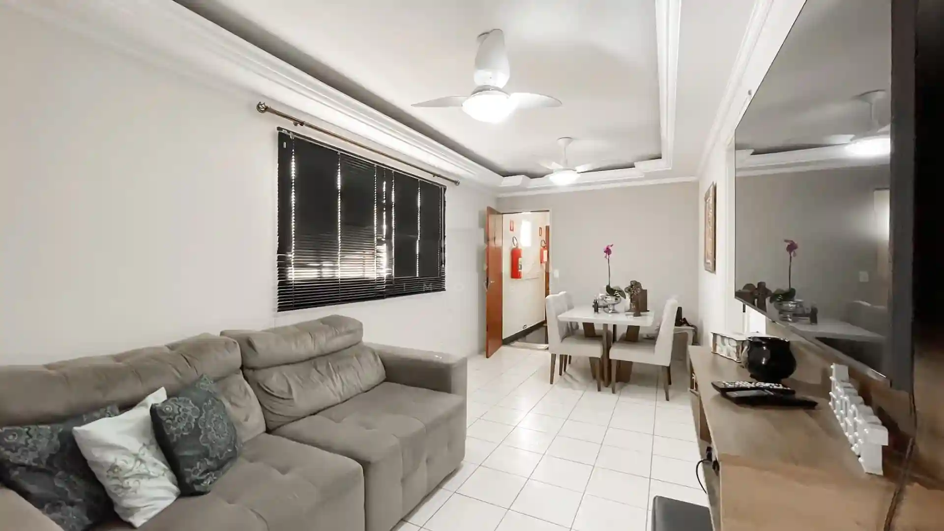 Apartamento com 2 quartos à venda, 62m² — foto 1 de 16