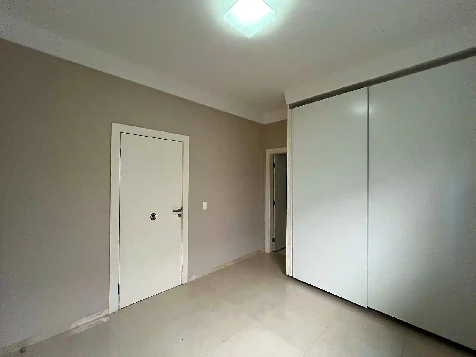 Casa de Condomínio com 3 quartos à venda, 420m² — foto 9 de 15