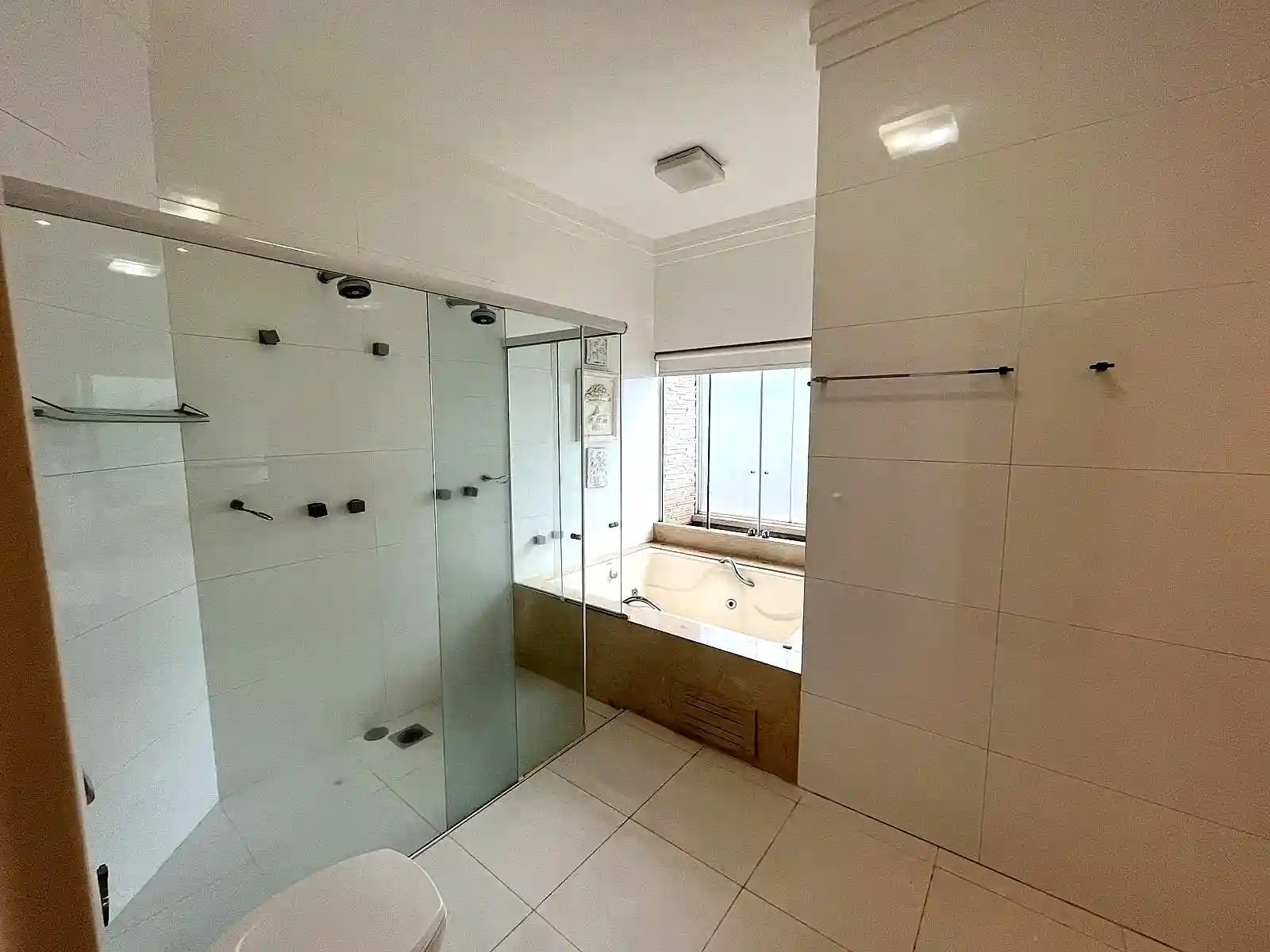 Casa de Condomínio com 3 quartos à venda, 420m² — foto 7 de 15
