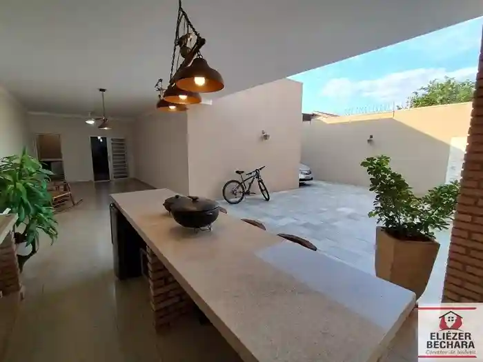 Casa com 3 quartos à venda, 257m² — foto 10 de 56