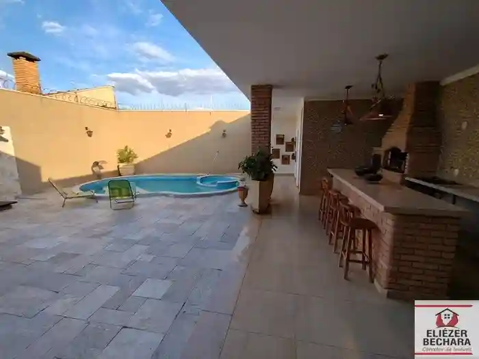 Casa com 3 quartos à venda, 257m² — foto 11 de 56