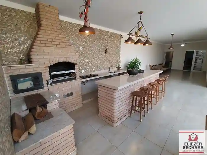 Casa com 3 quartos à venda, 257m² — foto 8 de 56