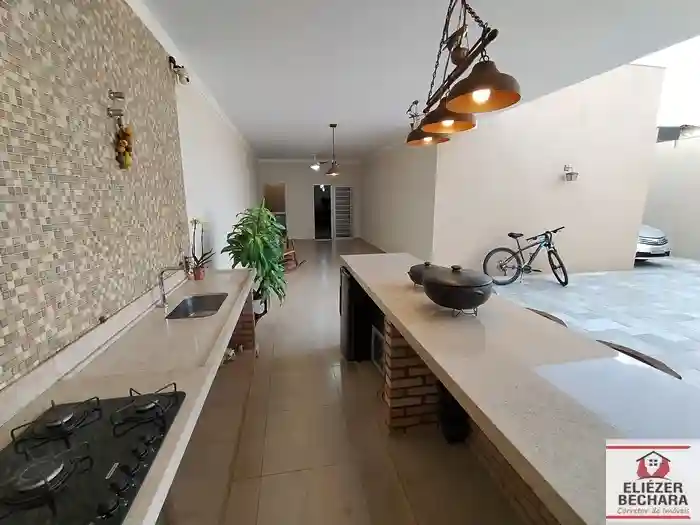 Casa com 3 quartos à venda, 257m² — foto 9 de 56