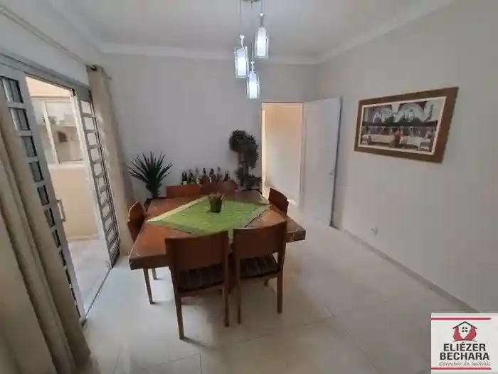 Casa com 3 quartos à venda, 257m² — foto 20 de 56