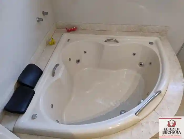 Casa com 3 quartos à venda, 257m² — foto 44 de 56
