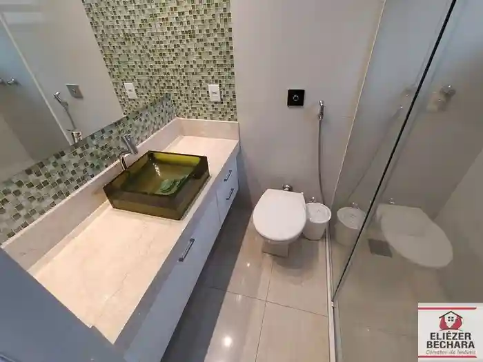 Casa com 3 quartos à venda, 257m² — foto 52 de 56