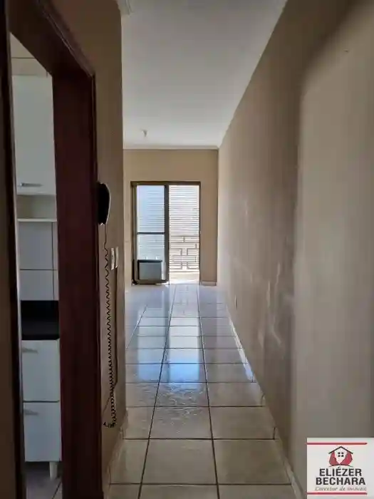 Apartamento com 2 quartos à venda, 75m² — foto 2 de 7