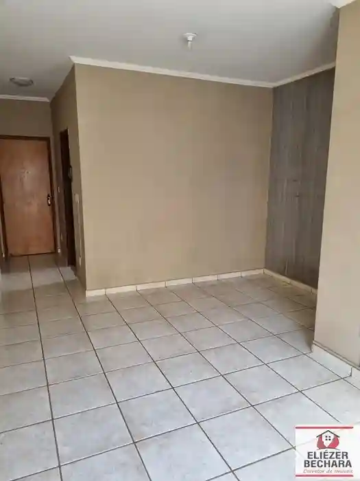 Apartamento com 2 quartos à venda, 75m² — foto 1 de 7