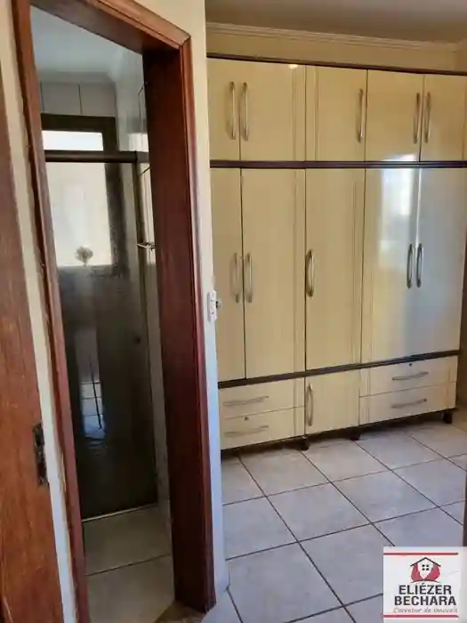 Apartamento com 2 quartos à venda, 75m² — foto 3 de 7