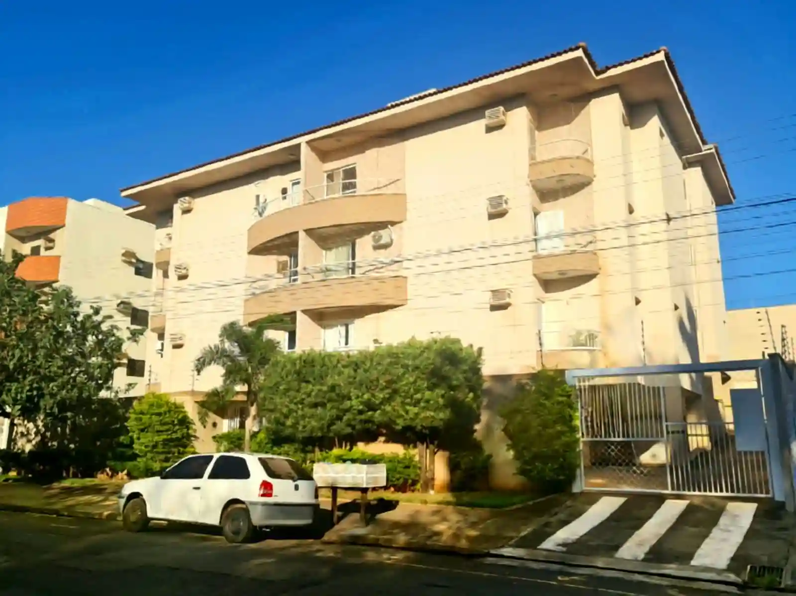 Apartamento com 3 quartos à venda, 85m² — foto 1 de 14