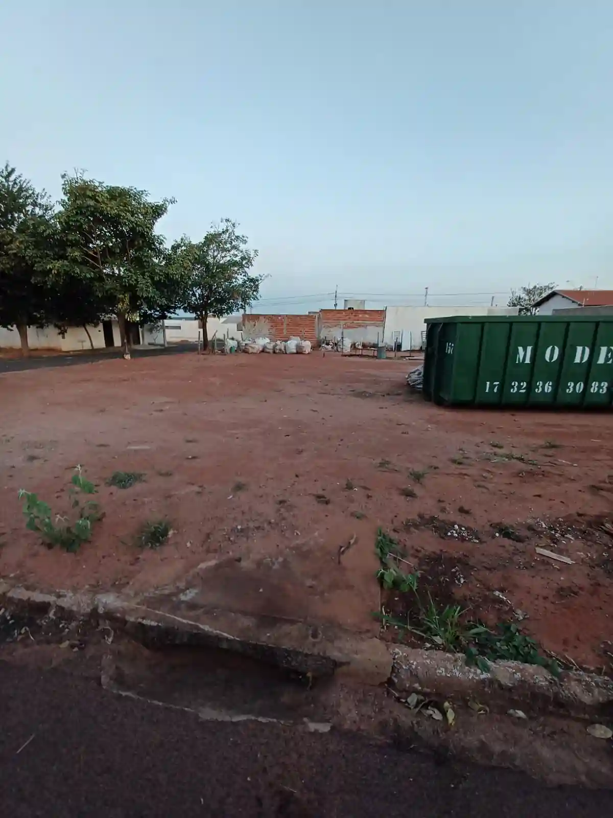 Terreno / Lote / Condomínio  à venda, 26104m² — foto 1 de 3