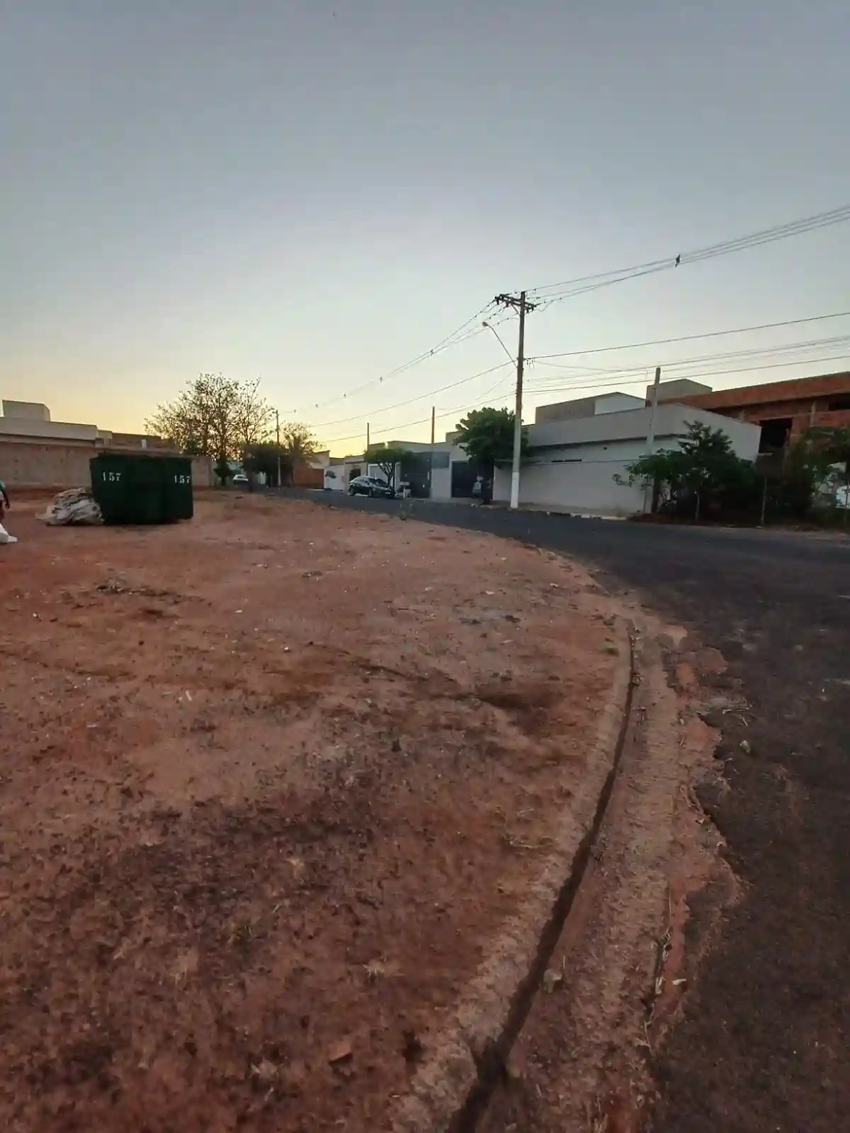 Terreno / Lote / Condomínio  à venda, 26104m² — foto 3 de 3