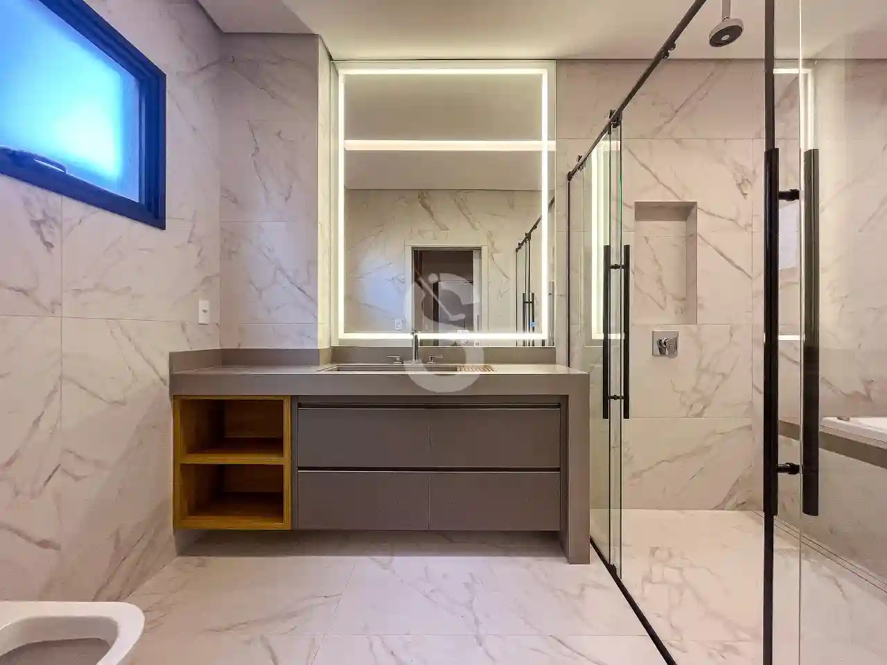 Casa de Condomínio com 3 quartos à venda, 248m² — foto 12 de 17