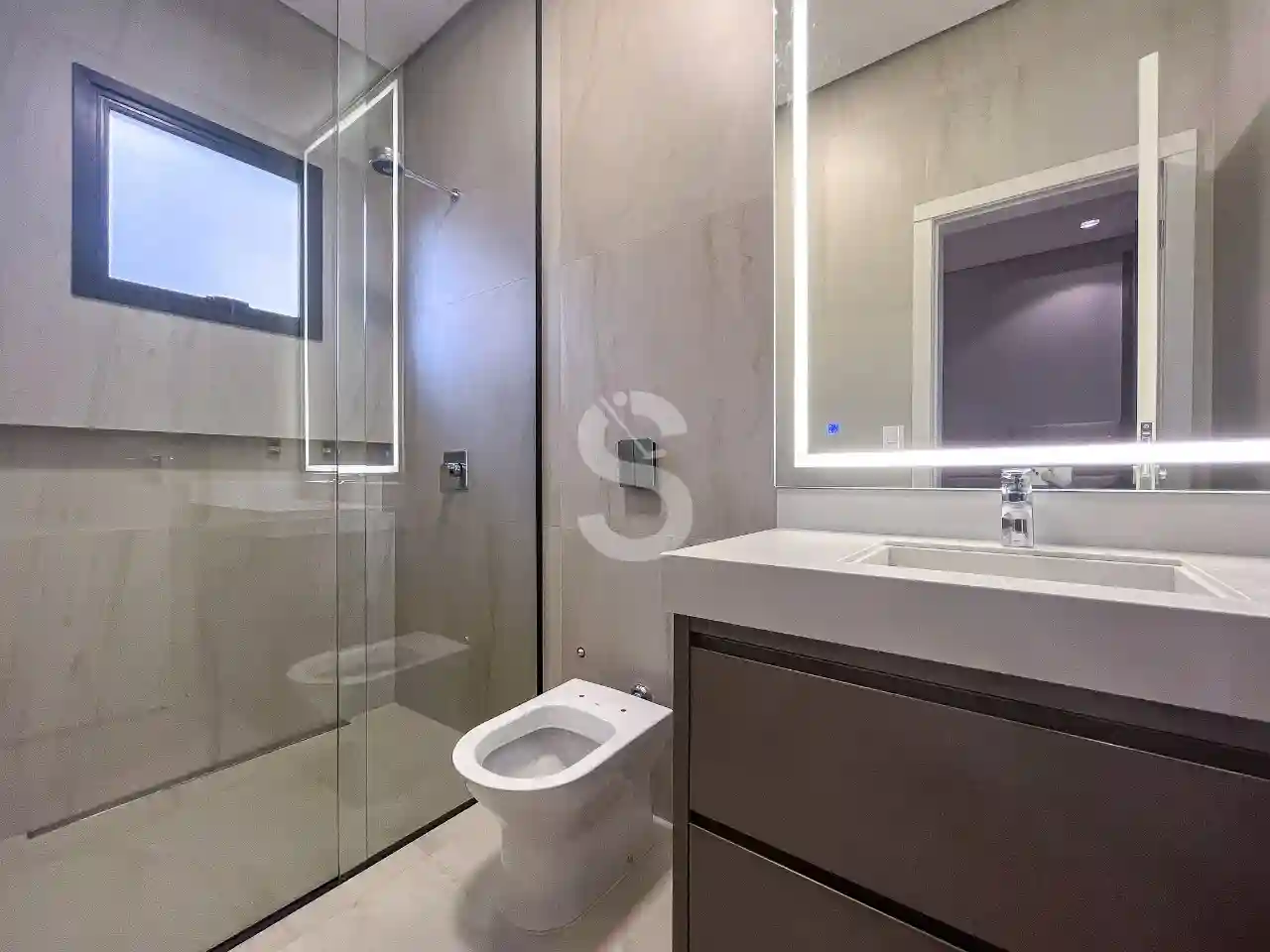 Casa de Condomínio com 3 quartos à venda, 248m² — foto 16 de 17
