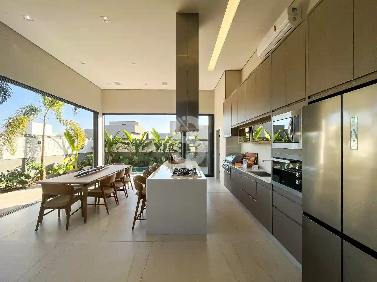 Casa de Condomínio com 3 quartos à venda, 248m² — foto 11 de 17