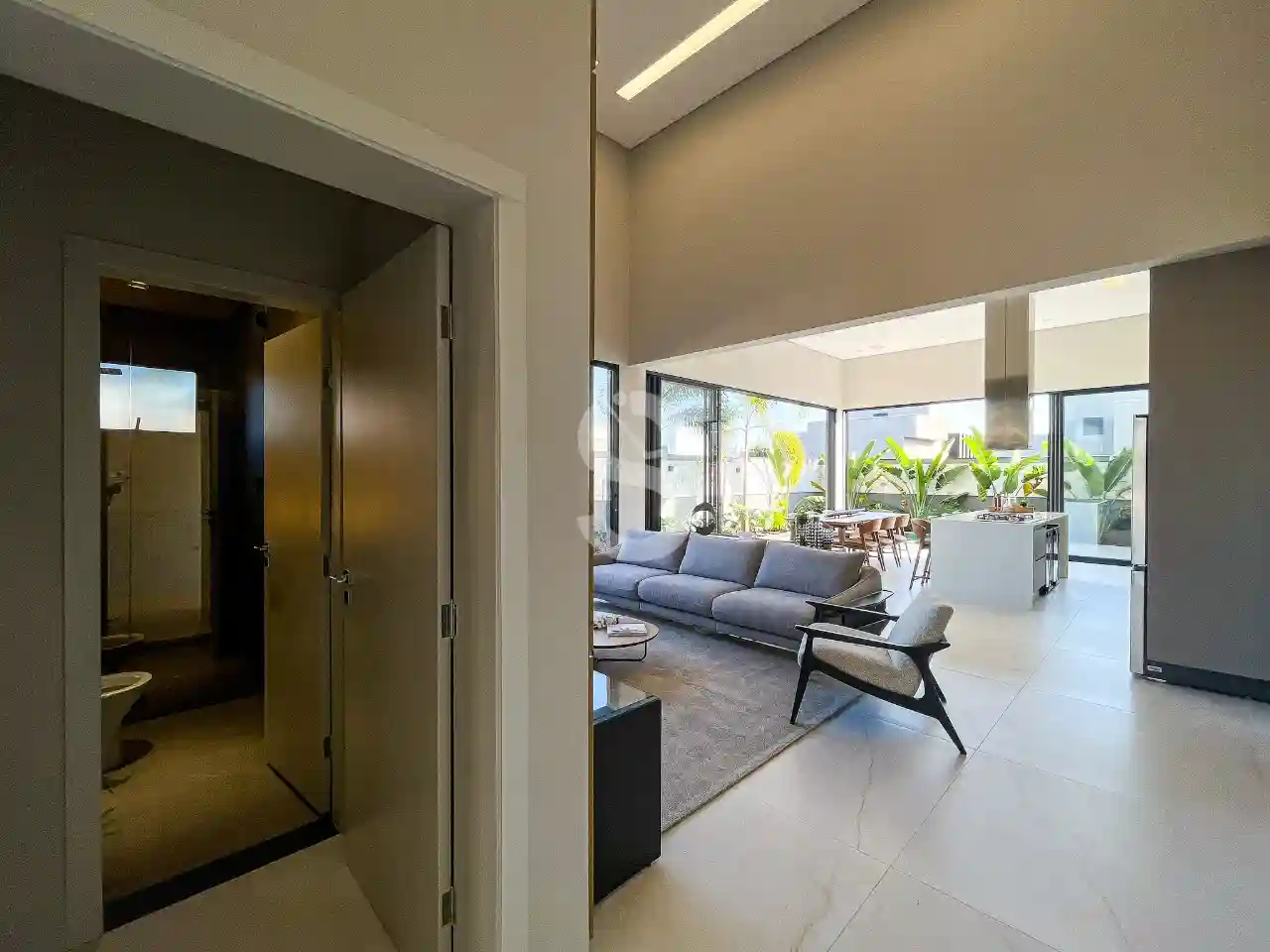 Casa de Condomínio com 3 quartos à venda, 248m² — foto 4 de 17