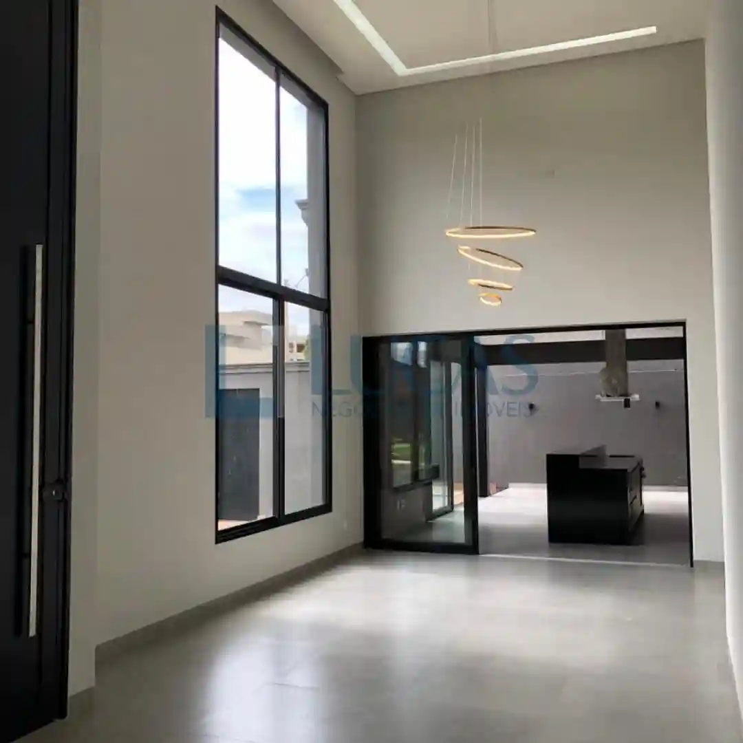 Casa de Condomínio com 4 quartos à venda, 210m² — foto 3 de 7