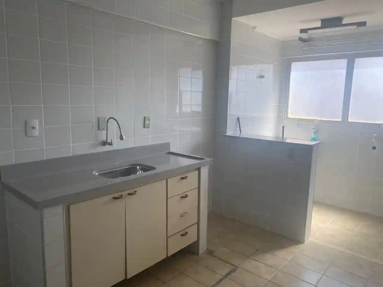 Apartamento com 1 quarto à venda, 55m² — foto 1 de 10