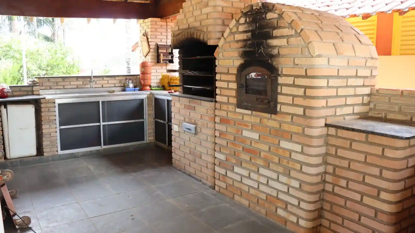 Fazenda / Sítio / Chácara com 3 quartos à venda, 1500m² — foto 8 de 16