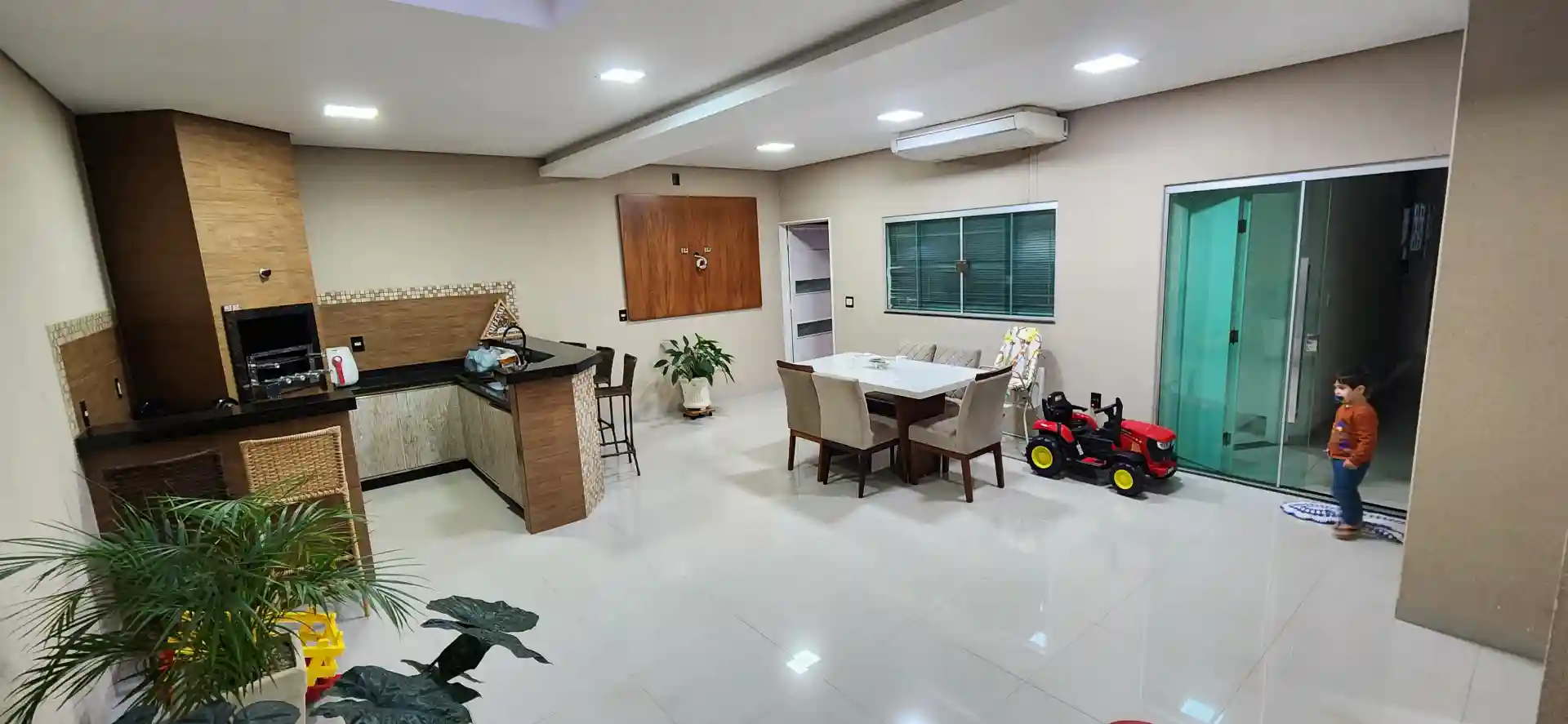Casa com 3 quartos à venda, 350m² — foto 16 de 29