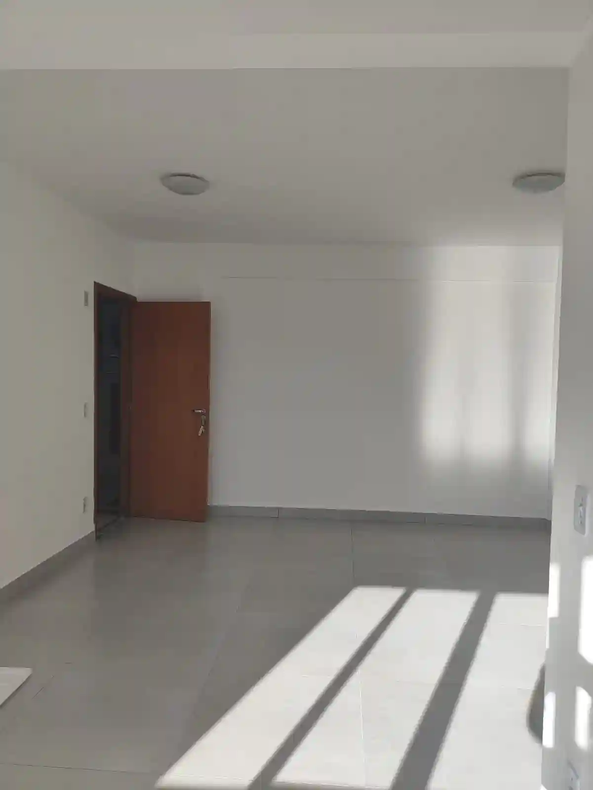 Apartamento com 2 quartos à venda, 85m² — foto 3 de 12