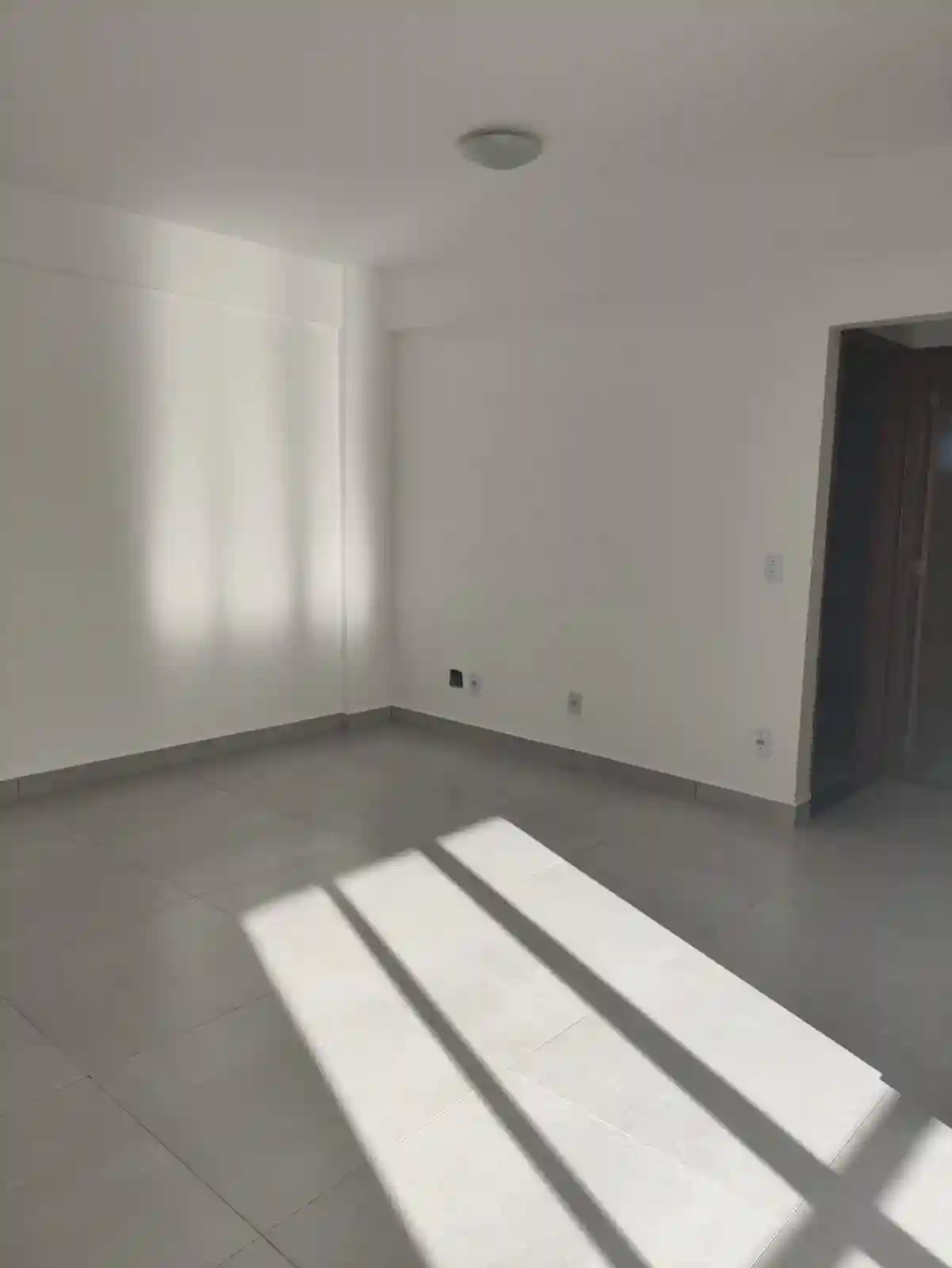 Apartamento com 2 quartos à venda, 85m² — foto 2 de 12