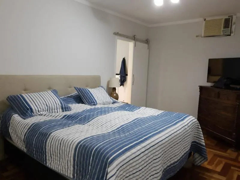 Casa à venda — foto 1 de 3
