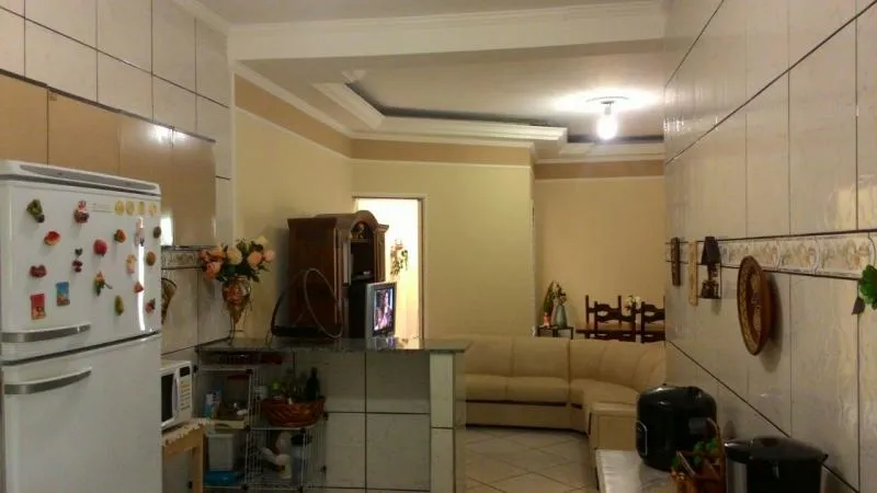 Casa à venda — foto 1 de 7