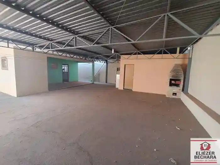 Casa com 3 quartos à venda, 270m² — foto 8 de 30