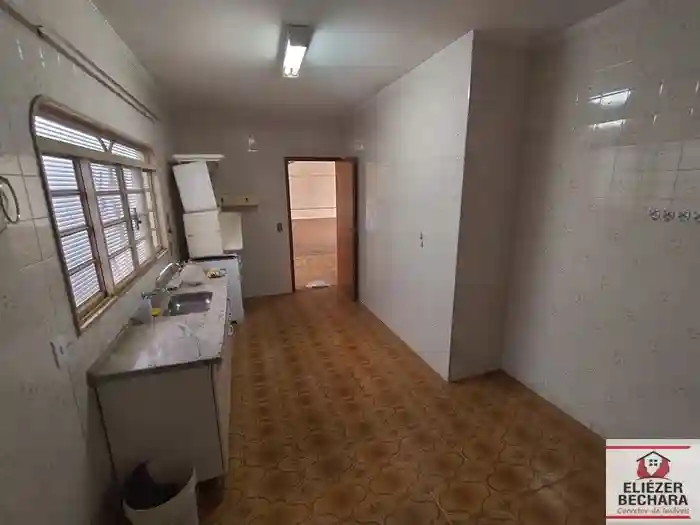 Casa com 3 quartos à venda, 270m² — foto 23 de 30