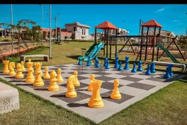 Terreno / Lote / Condomínio  à venda, 258m² — foto 7 de 8