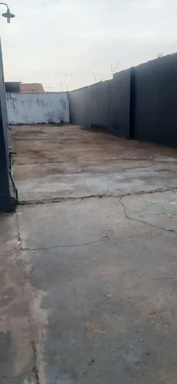 Casa Comercial  para aluguel, 350m² — foto 12 de 29