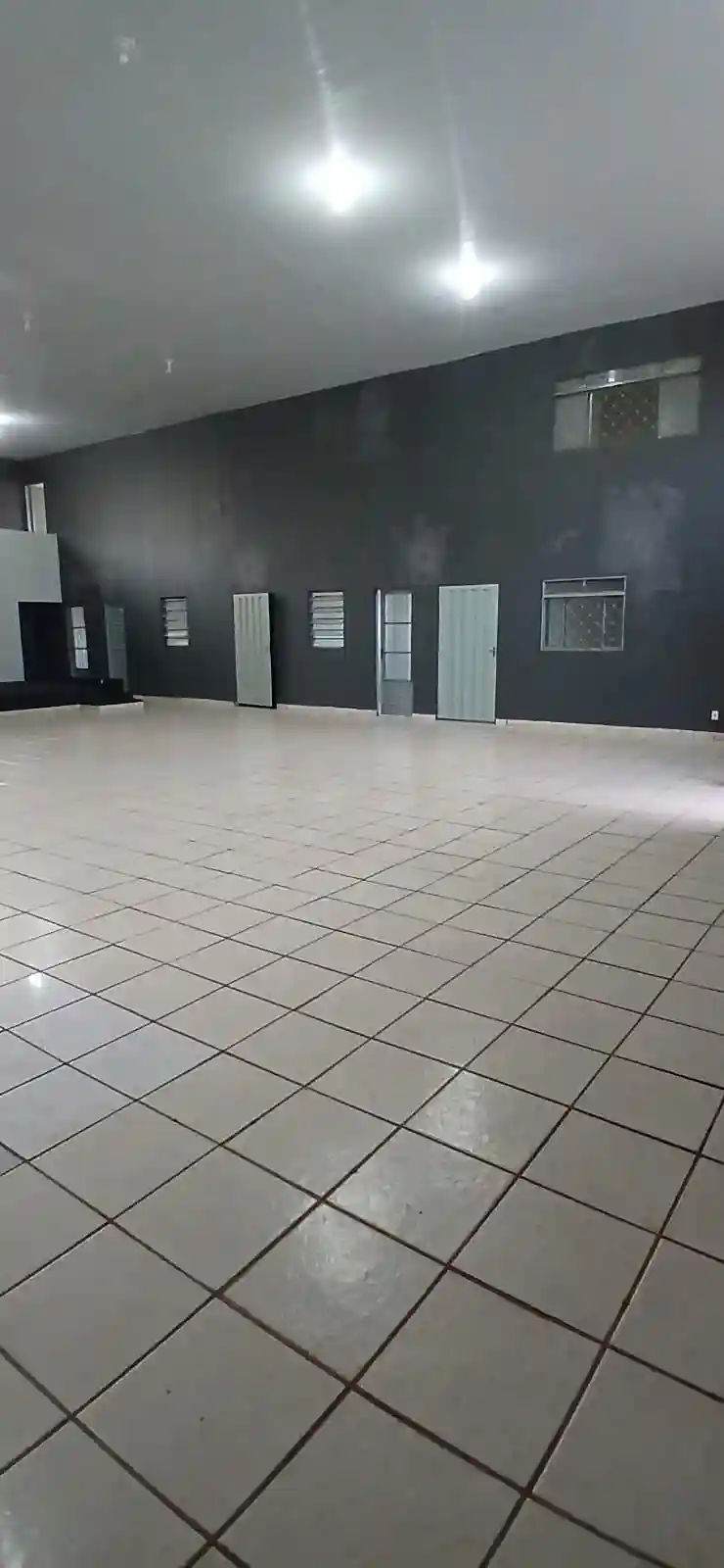 Casa Comercial  para aluguel, 350m² — foto 28 de 29