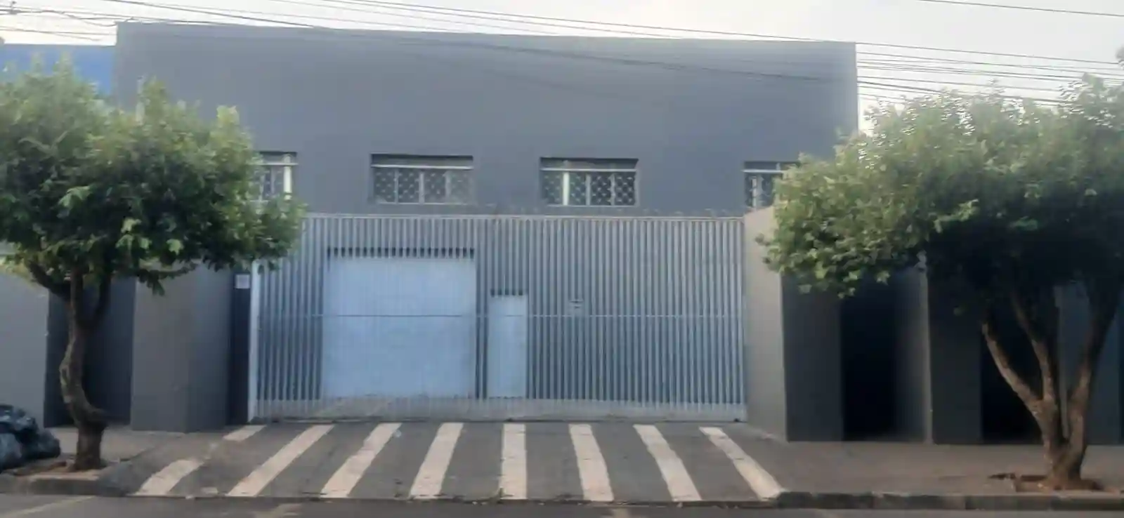 Casa Comercial  para aluguel, 350m² — foto 2 de 29
