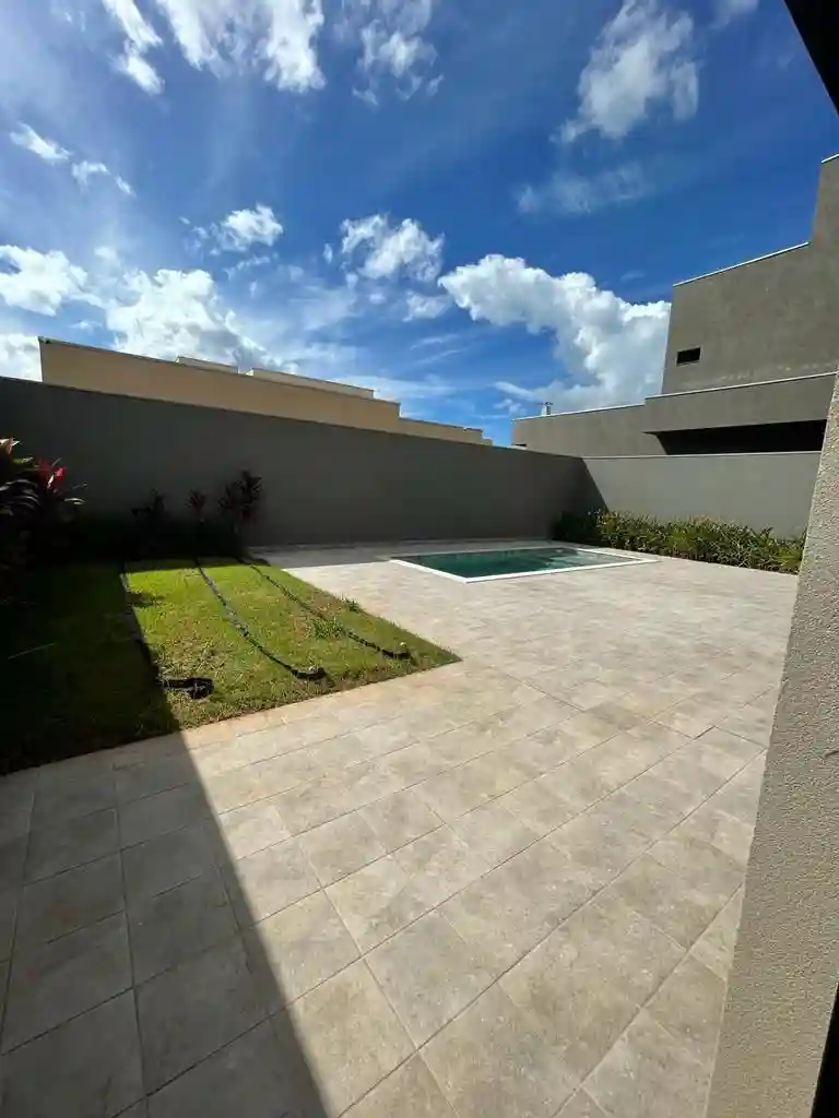 Casa de Condomínio com 3 quartos à venda, 400m² — foto 2 de 17