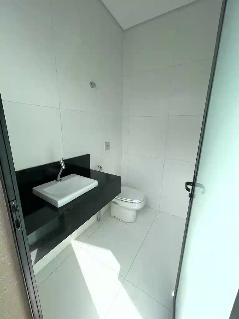 Casa de Condomínio com 3 quartos à venda, 400m² — foto 3 de 17