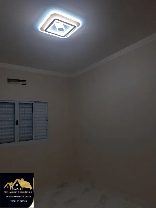 Casa à venda — foto 1 de 4