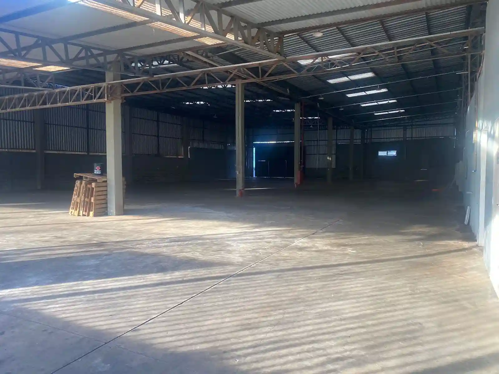Imóvel Comercial  à venda, 2300m² — foto 4 de 7